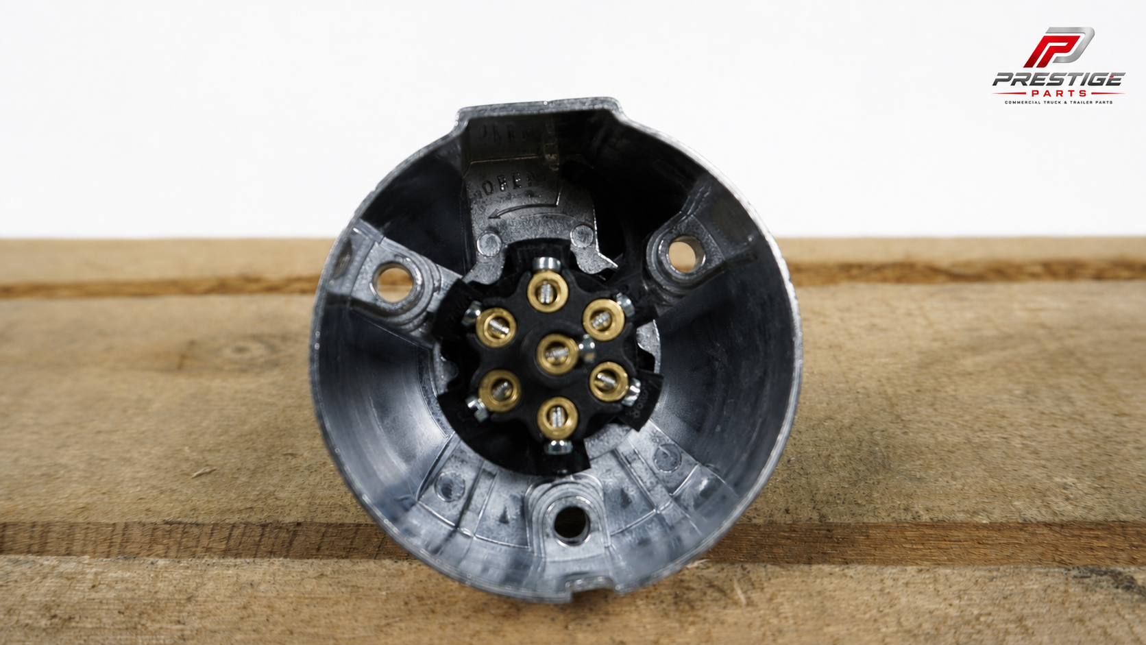 Electric Socket 7 Pin Female product view